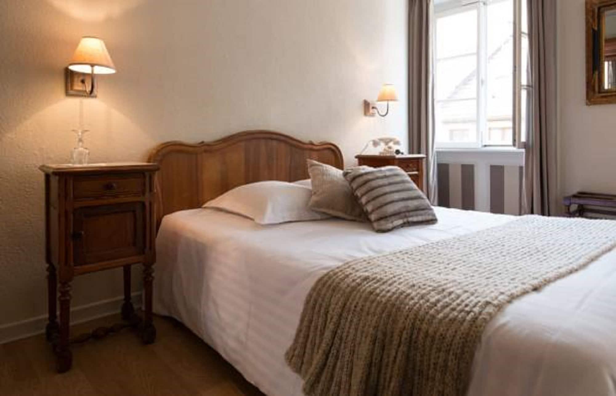 The Originals Boutique, Hotel De La Balance, Montbéliard Kültér fotó