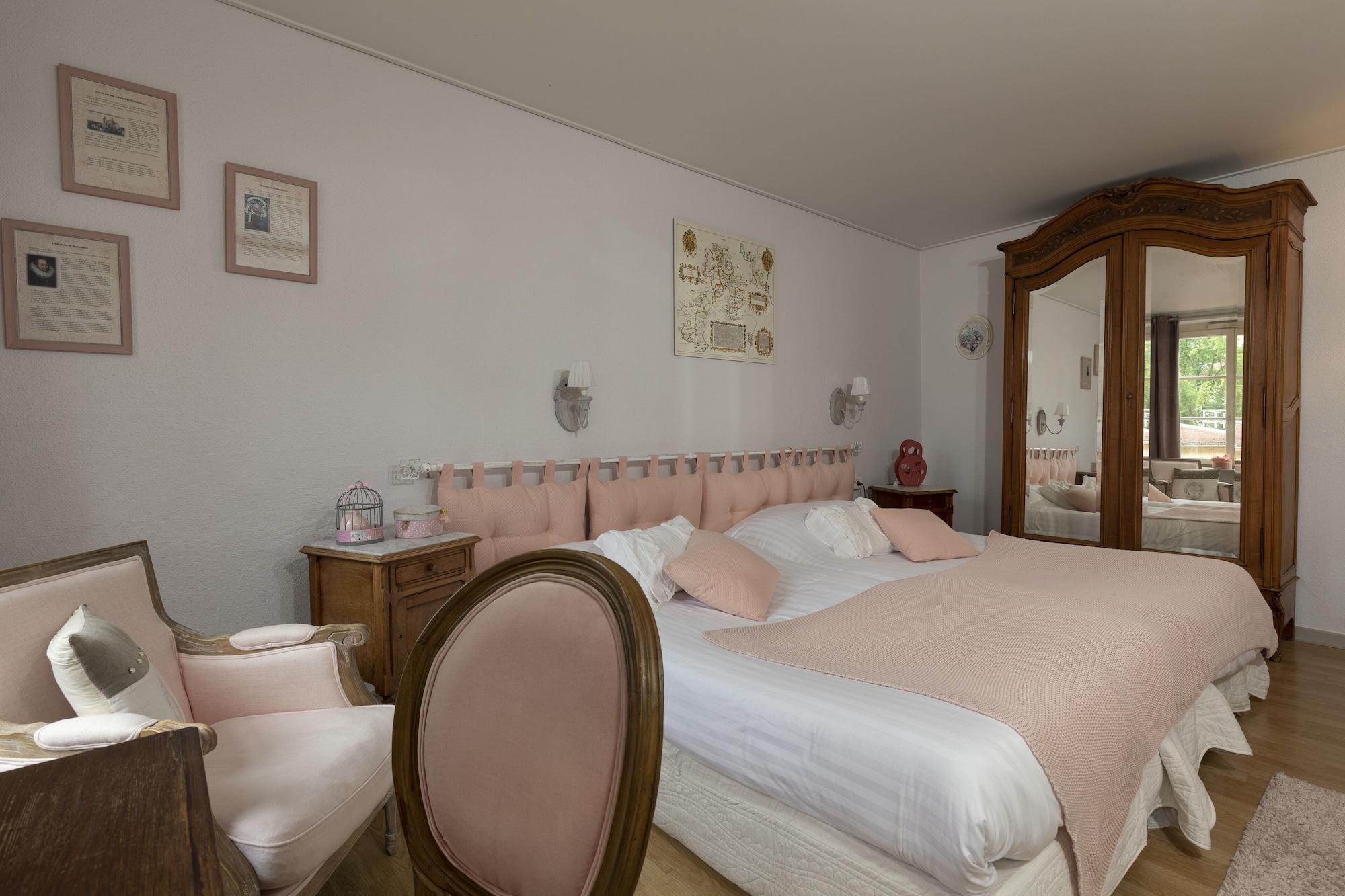 The Originals Boutique, Hotel De La Balance, Montbéliard Kültér fotó
