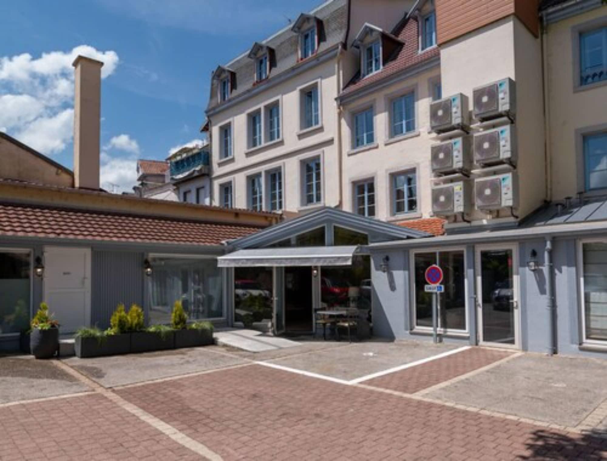 The Originals Boutique, Hotel De La Balance, Montbéliard Kültér fotó