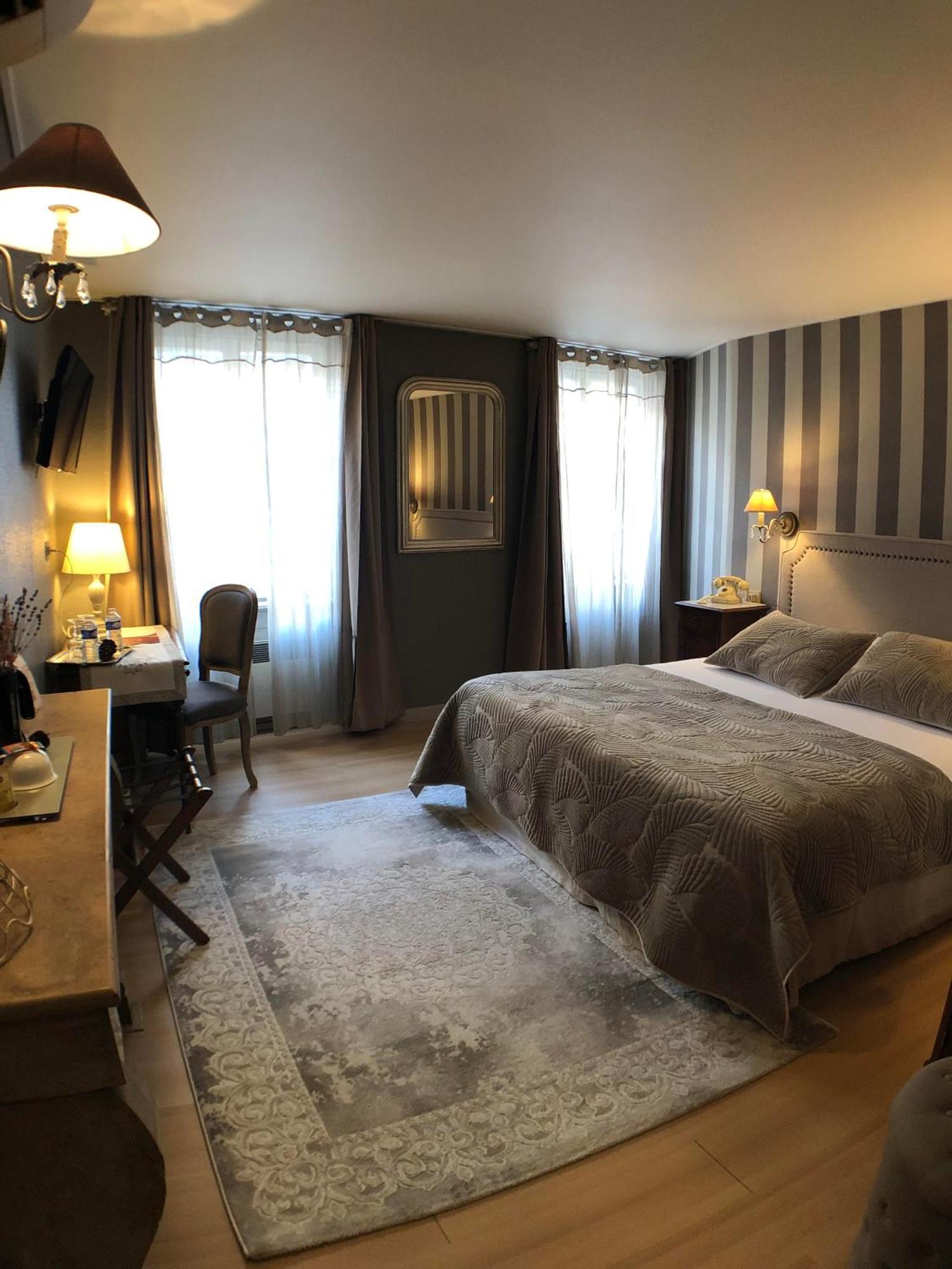 The Originals Boutique, Hotel De La Balance, Montbéliard Kültér fotó