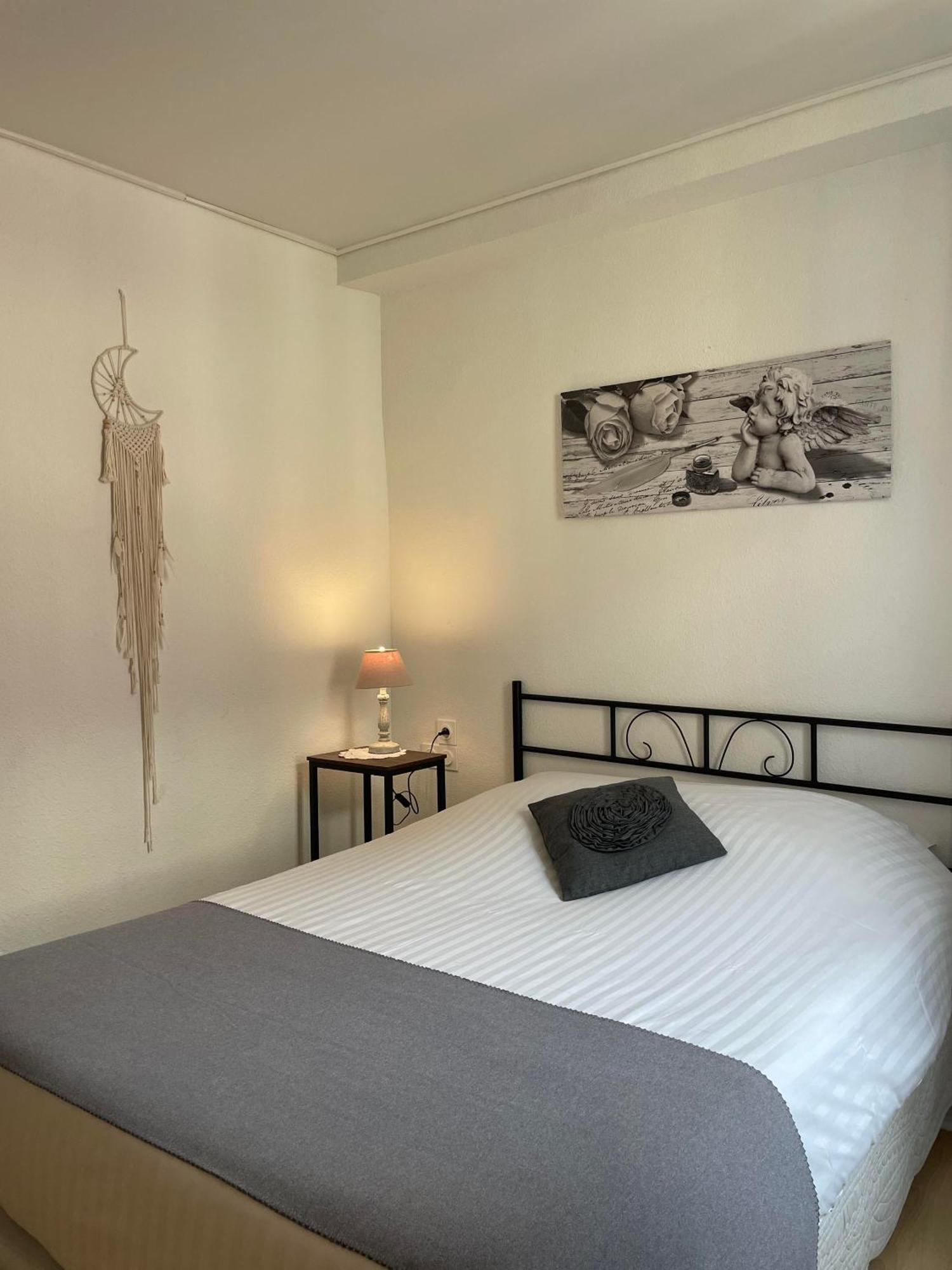 The Originals Boutique, Hotel De La Balance, Montbéliard Kültér fotó